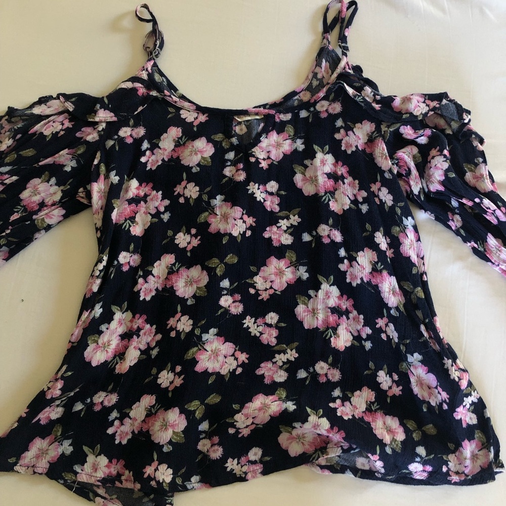 Floral Cold Shoulder Flowy Blouse